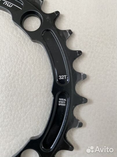 Передняя звезда 32T Raceface