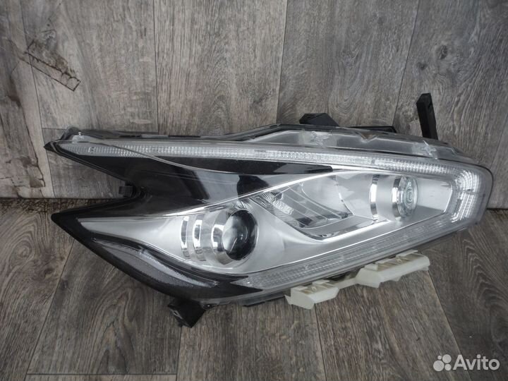 Фара правая №31 Nissan Murano Z52 2018