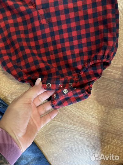 Наряд (рубашка-боди, джинсы)на мальчика 80