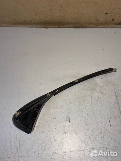 Молдинг кузова левый Rover 75