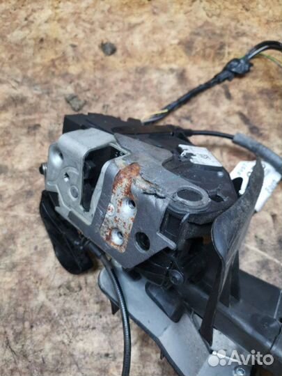 Замок двери передний правый Ford Focus 3 хетчбек