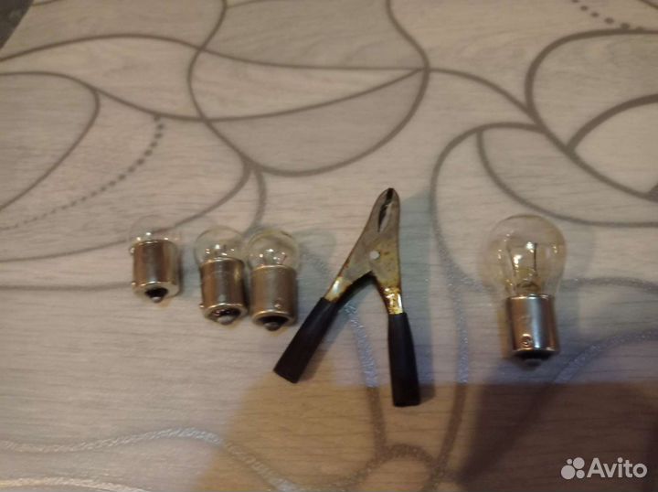 Тумблер и др