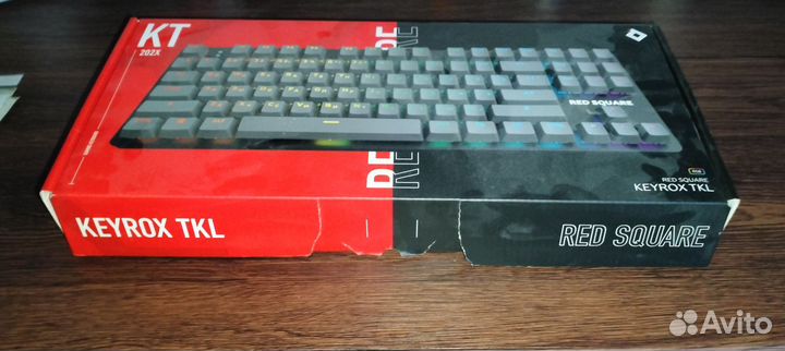 Red square keyrox tkl