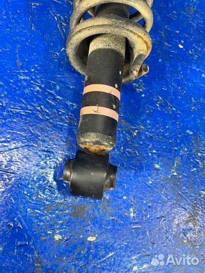 Амортизатор задний правый Mitsubishi Outlander GF