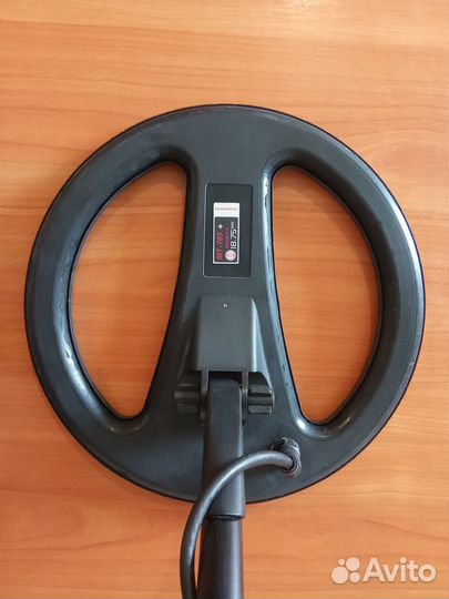 Мeталлoискaтель