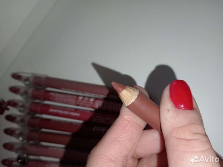 Нюдовые/матовые карандаши для губ