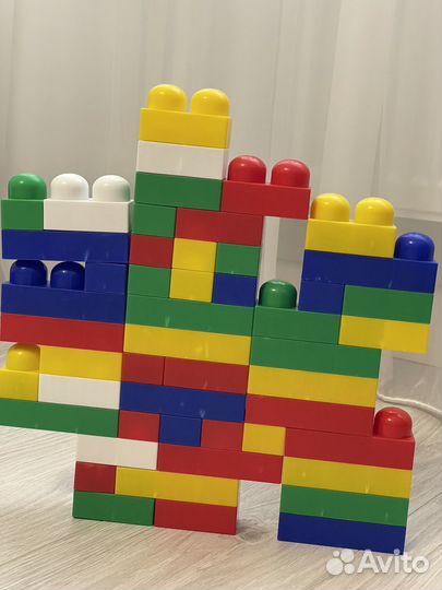 Конструктор пластиковый 49 деталей