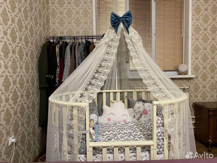 Детская кроватка с маятником 9в1