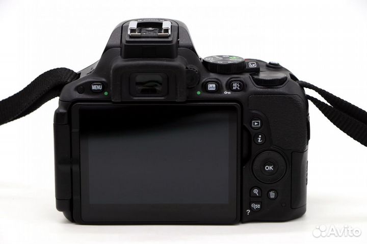 Nikon D5500 body (пробег 8000 кадров)