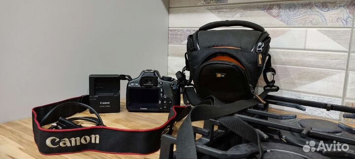 Зеркальный фотоаппарат canon 550d