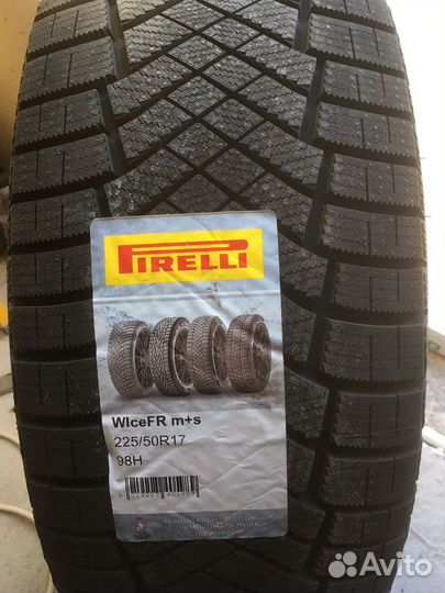 Pirelli Ice Zero FR 205/55 R16