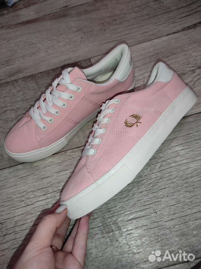 Кроссовки кеды женские