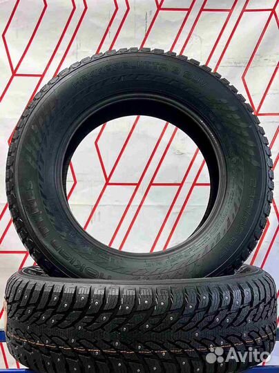 Nokian Tyres Hakkapeliitta 9 SUV 235/65 R17 108T