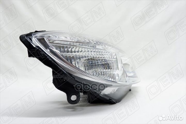 Фара правая Skoda Fabia 2 5J 2007-2010