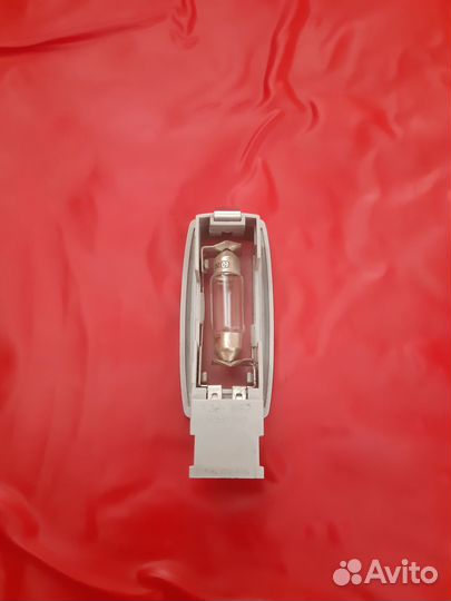 Плафон освещения багажника volkswagen touran 2011