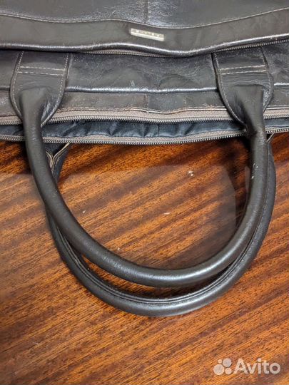 Мужской кожаный портфель коричневый