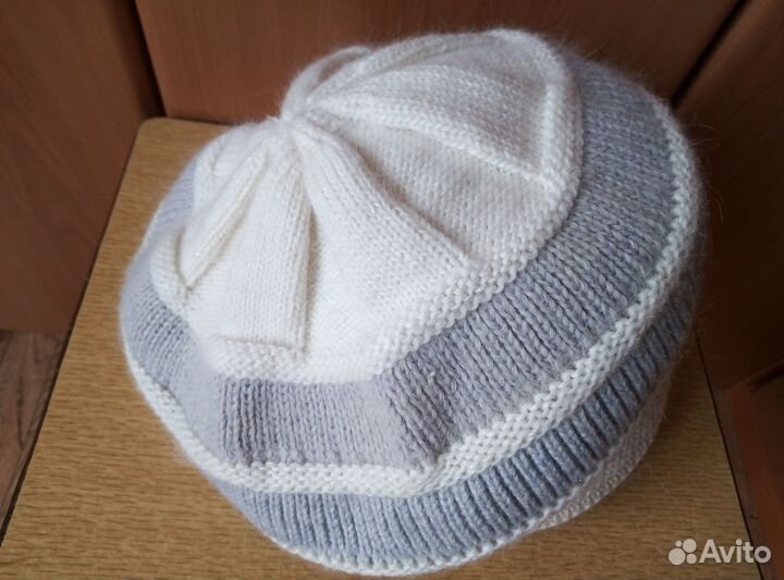 Берет с козырьком, кепка, косынка зимняя