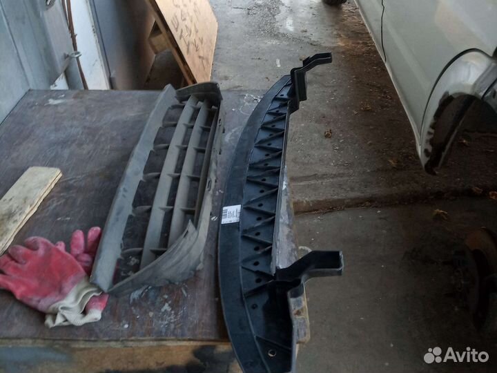 Решетка радиатора на Volkswagen crafter