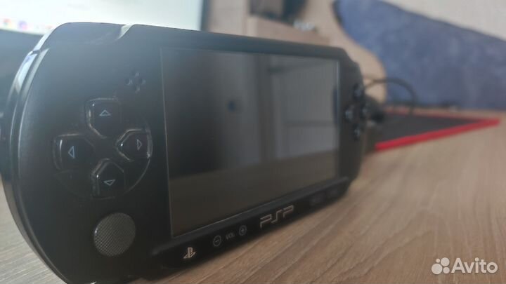 Sony psp e 1008