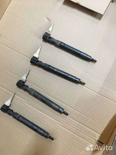 Топливные форсунки 6710170121