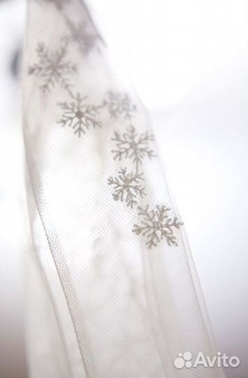 Атласное свадебное платье «Leo»