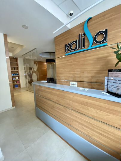 Сдается в аренду салон красоты в центре, 152.2 м²