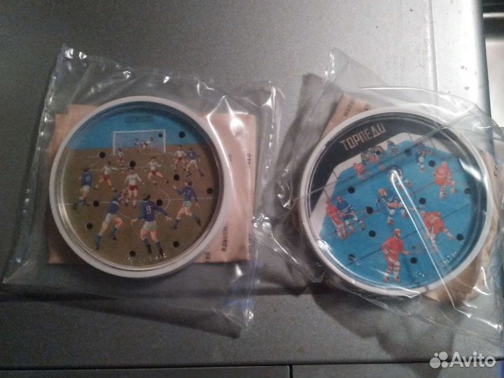 Карманный футбол и хоккей