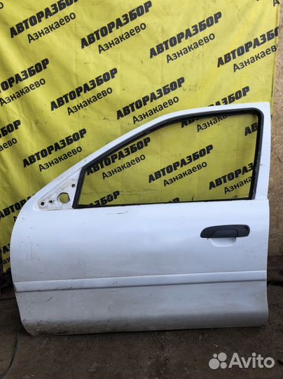 Передняя левая дверь Ford Mondeo 2