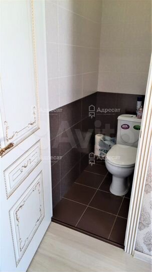 Дом 260,4 м² на участке 7,5 сот.