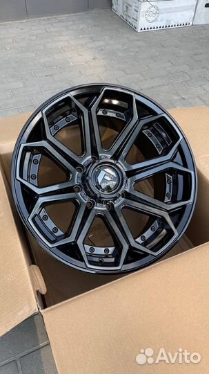 Литые диски Fuel Siege R20 8X165.1 Hummer H2