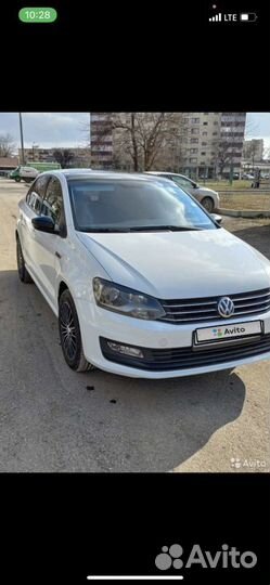 Volkswagen Polo 1.6 AT, 2017, 195 000 км