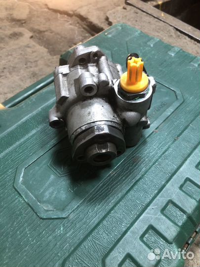 Насос гура Golf 4