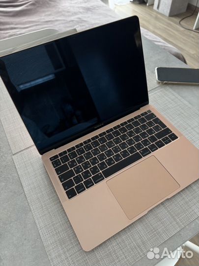 Apple macbook air 13 2019