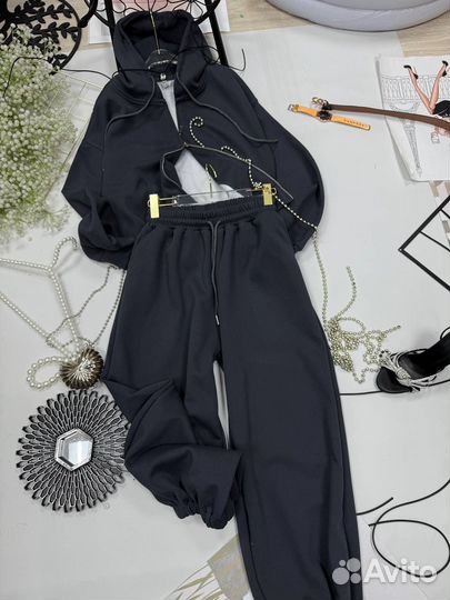 Костюм двойка с капюшоном