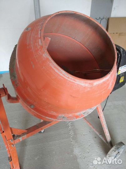 Бетономешалка, бетоносмеситель в аренду