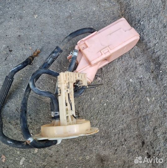 Топливный насос Nissan Primera P11