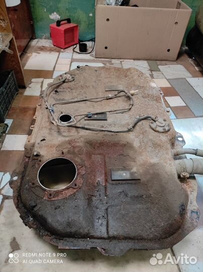 Бак топливный Mitsubishi Lancer 9