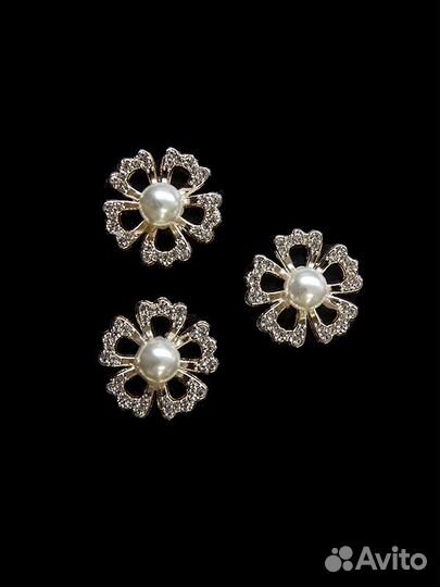 Флоризель пластик+стразы 32мм