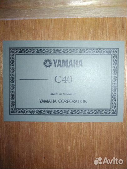 Классическая гитара yamaha c40