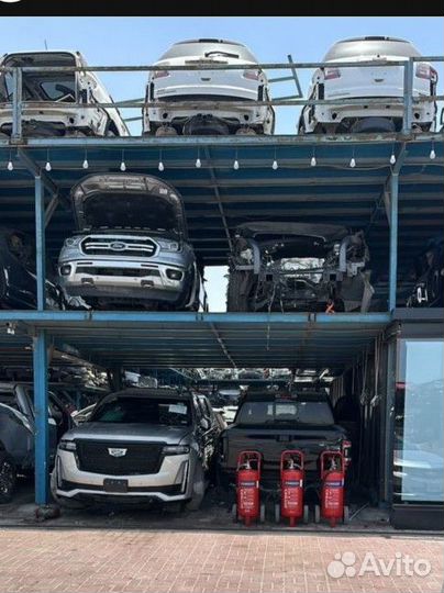 Разбор запчасти на GMC Lincoln Volvo