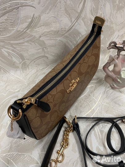 Сумка Coach кожаная