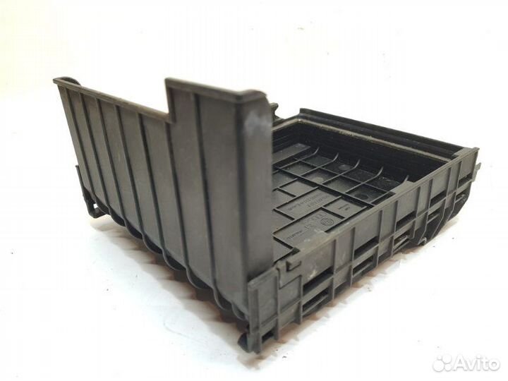 Крышка блока предохранителей Skoda Octavia 2 (A5)