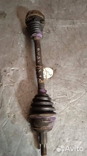 Полуось передняя левая Volkswagen Passat B5 8L1