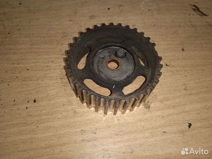 Шестерня распредвала. BMW 5 E34 бмв 5 Е34