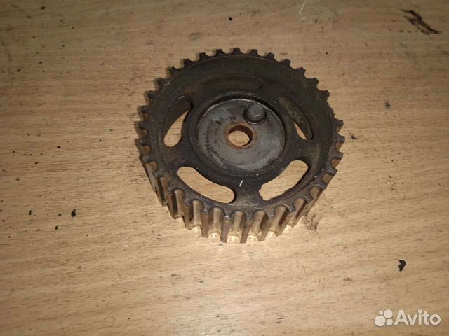 Шестерня распредвала. BMW 5 E34 бмв 5 Е34