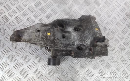 Кронштейн двигателя дизельный BMW X5 E70 (1NT04A70