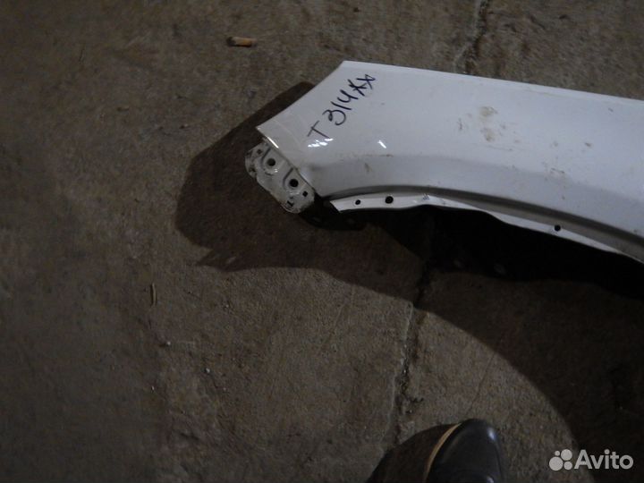 Крыло переднее левое Volkswagen Tiguan