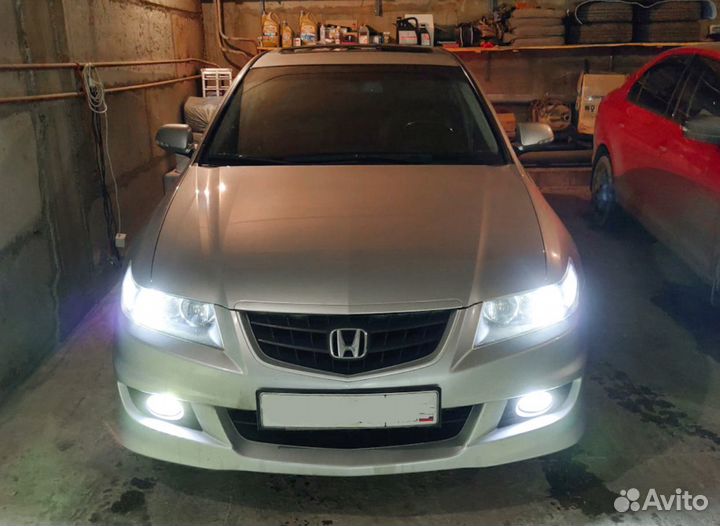 Противотуманные фары Honda Accord 7 60W Premium