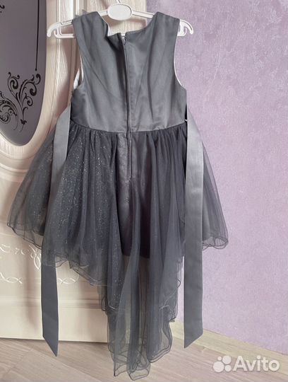 Продам платье для девочки