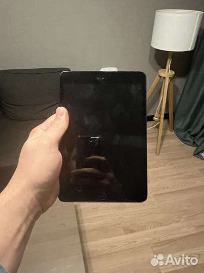 Планшет iPad mini 1